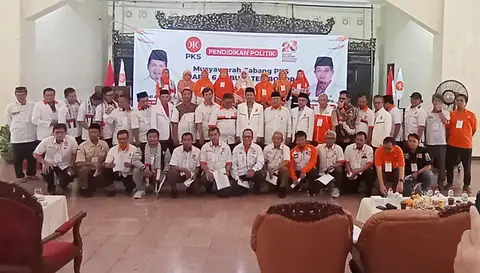 H. Fikri Ucapkan Terimakasih Kepada Pengurus DPC PKS Se-Kabupaten Bogor Periode 2020-2025