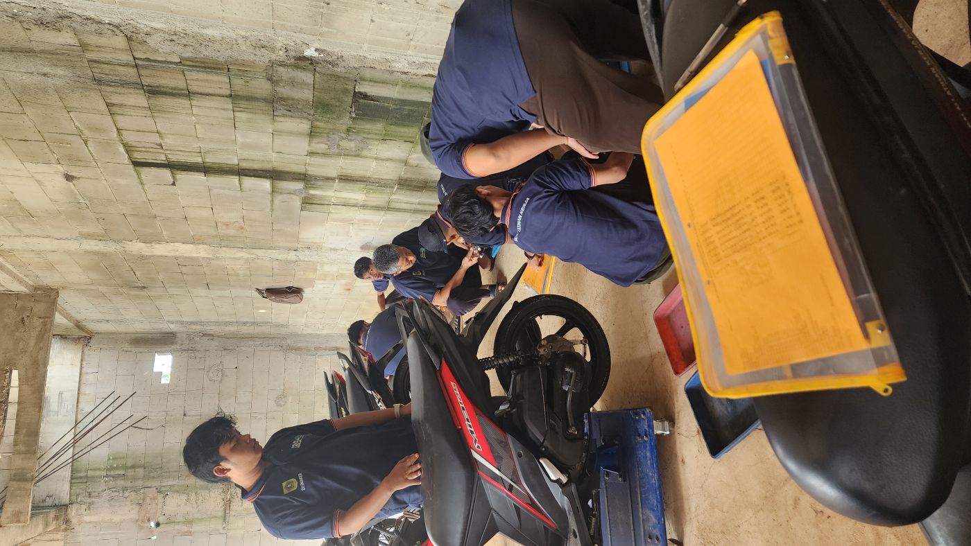 Pelaksanaan BLK Otomotif Motor